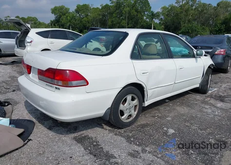 2000 Honda Accord 2.3 Ex z USA, uszkodzony, nr VIN JHMCG5652YC039951